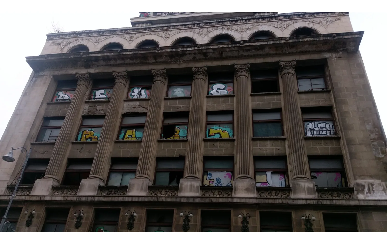Il più bel palazzo di Bucarest (il nome non importa) 