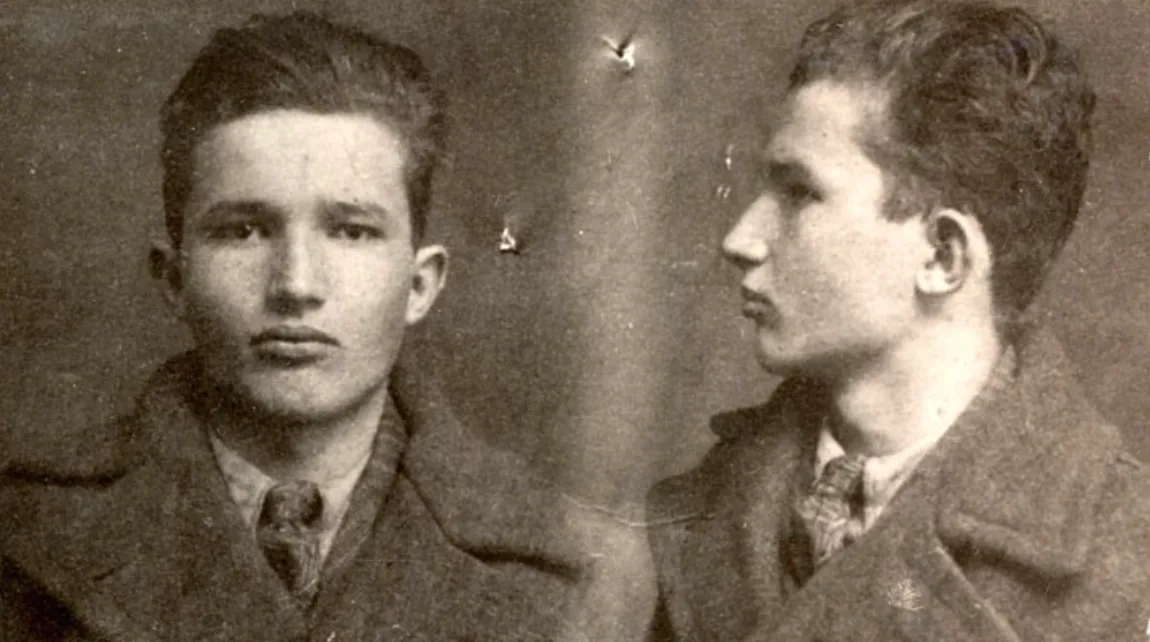 Un diciottenne Ceaușescu in una foto segnaletica del 1936